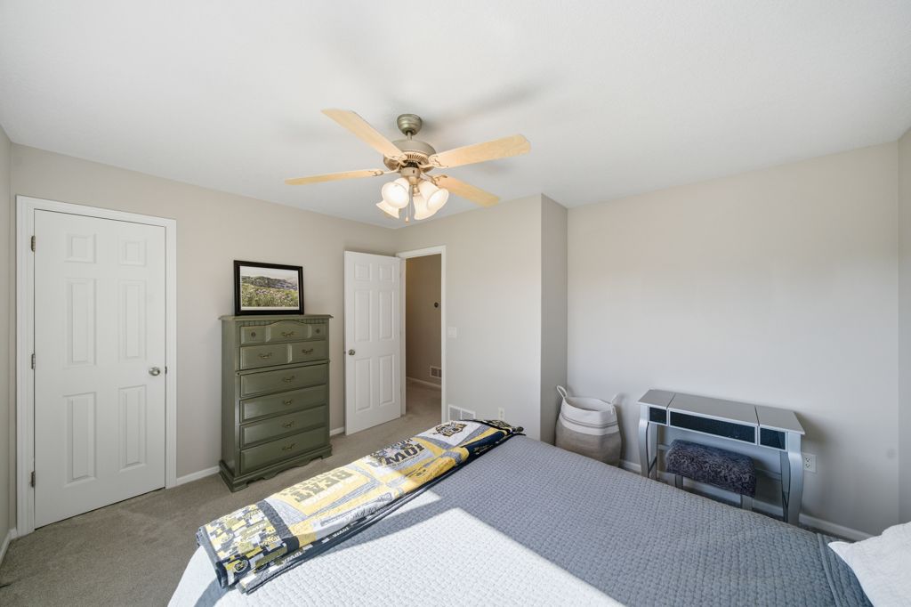 Listing Photo: 1935 SE Prairie Creek Dr, Waukee, IA 50263-23